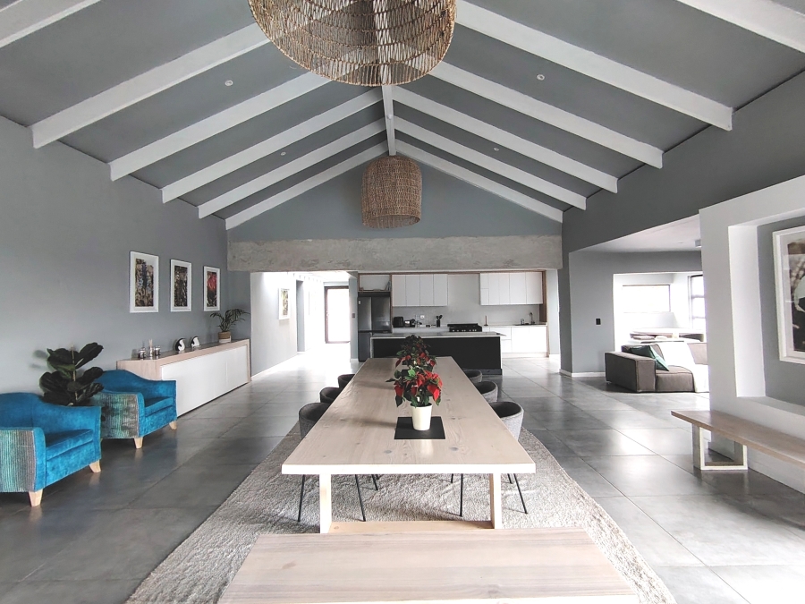 5 Bedroom Property for Sale in Brackenridge Western Cape